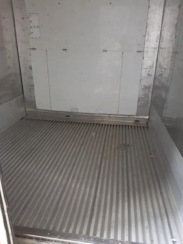 10ft x 8ft 10′ Reefer Container - Image 8