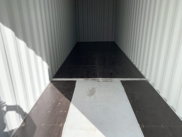 30′ x 8′ x 9.5′ Tall – New *High Cube** Shipping/Storage Container – Wind and Watertight-WHITE - Image 3