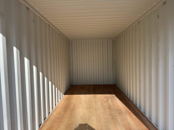 20′ x 8′ x 8.5′ Tall– New Shipping/Storage Container – Wind and Watertight – BLUE - Image 4