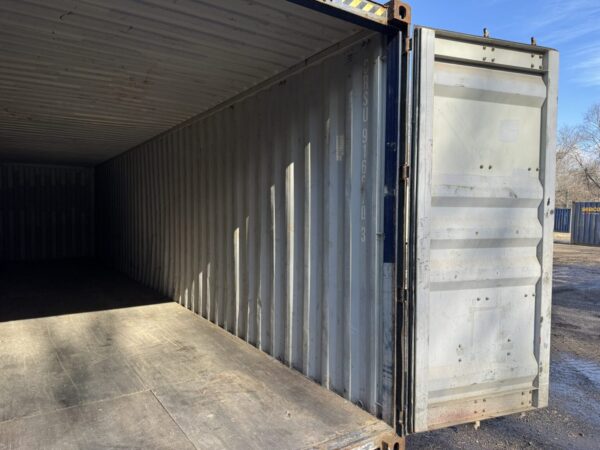 40′ x 8′ x 9.5′ Tall –Used *High Cube* Shipping / Storage Container-Wind and Watertight – BLUE - Image 11